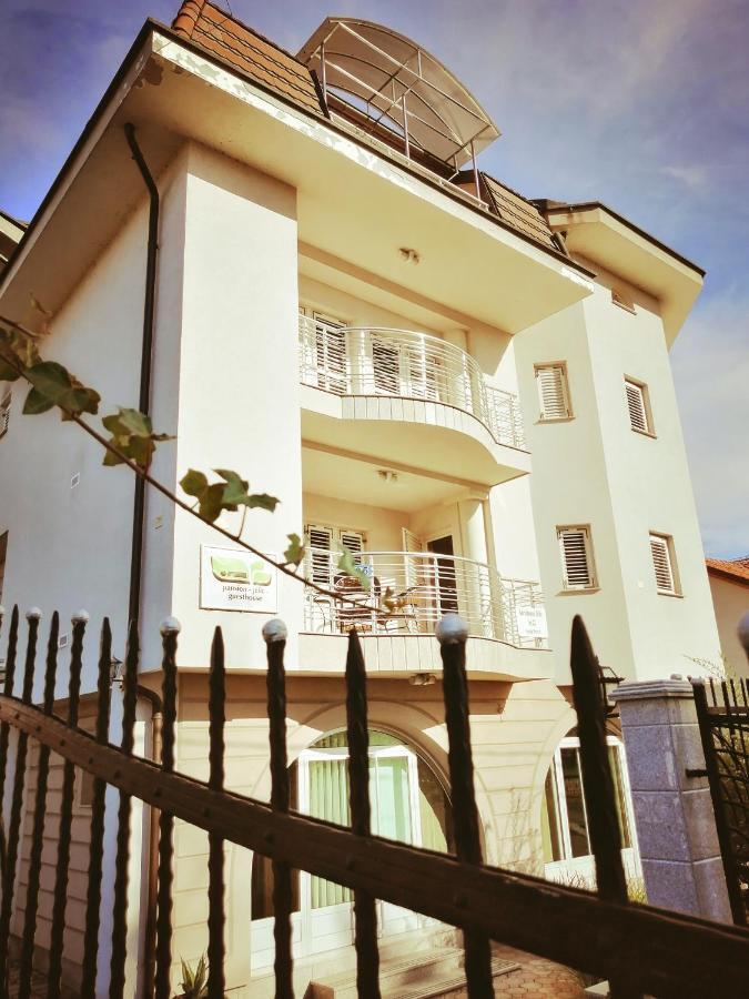 Guesthouse Jelic Teslić Exterior foto
